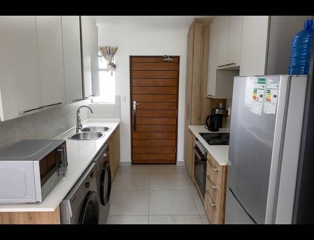 2 BEDROOM APARTMENT FOR SALE IN IRENE